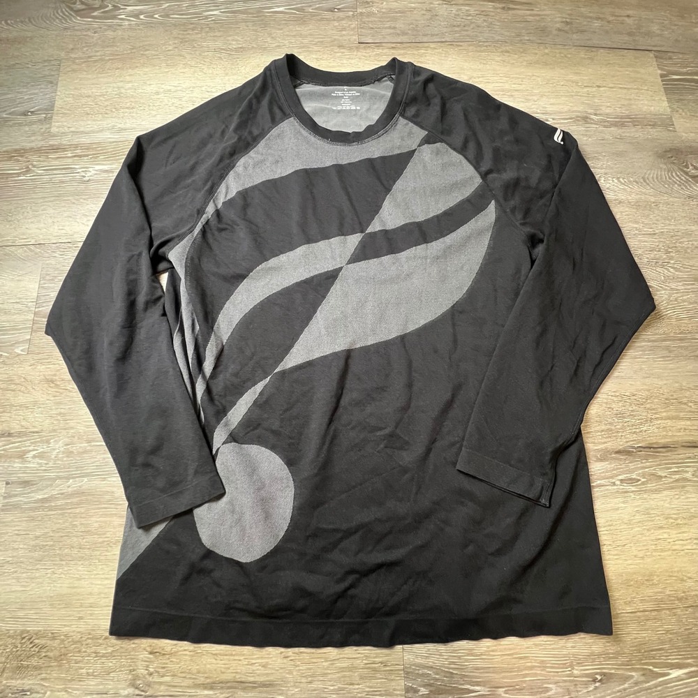 Fabletics Performance Shirt Mens XL Black Grey Long Sleeve Graphic Athletic Top
